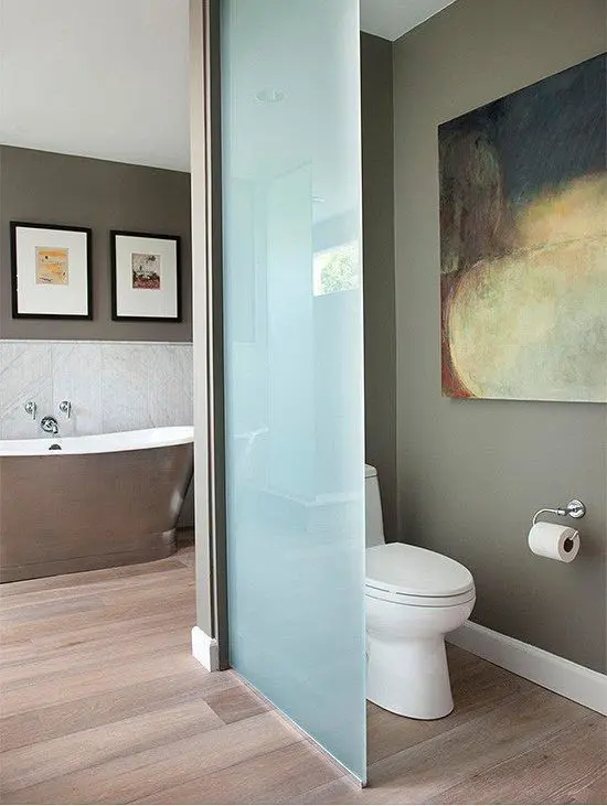 Walk-in Shower Room